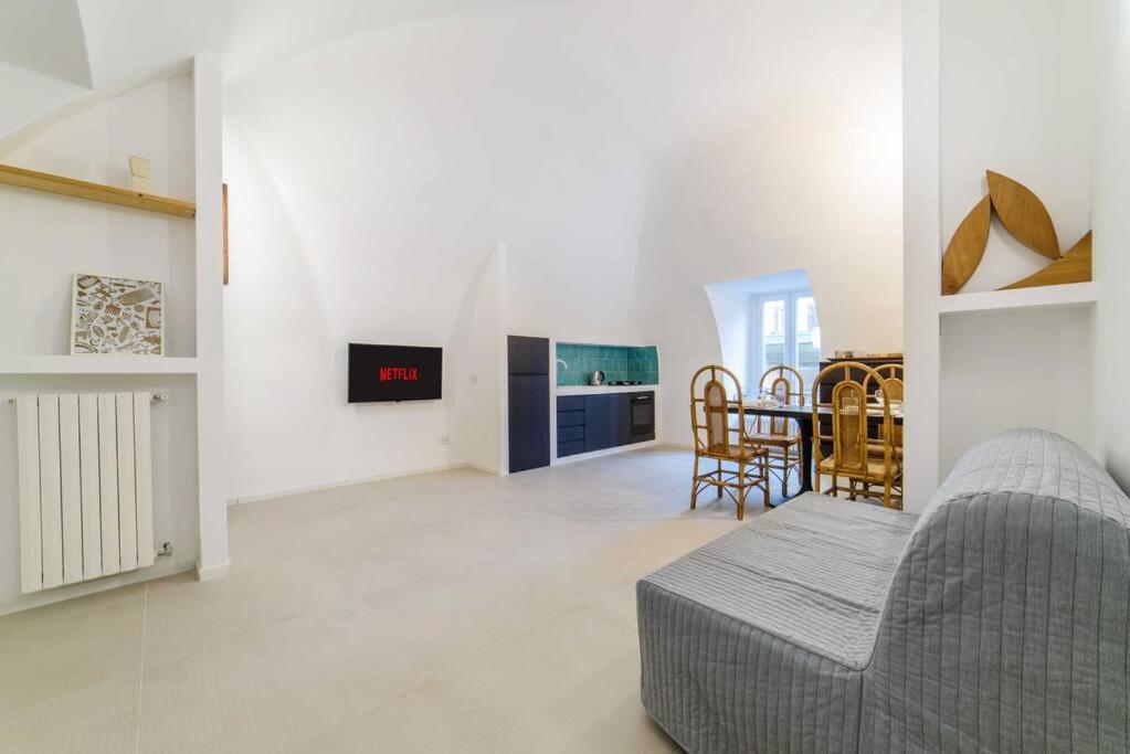 Chiaia Wi-fi & Netflix Appartamento Napoli